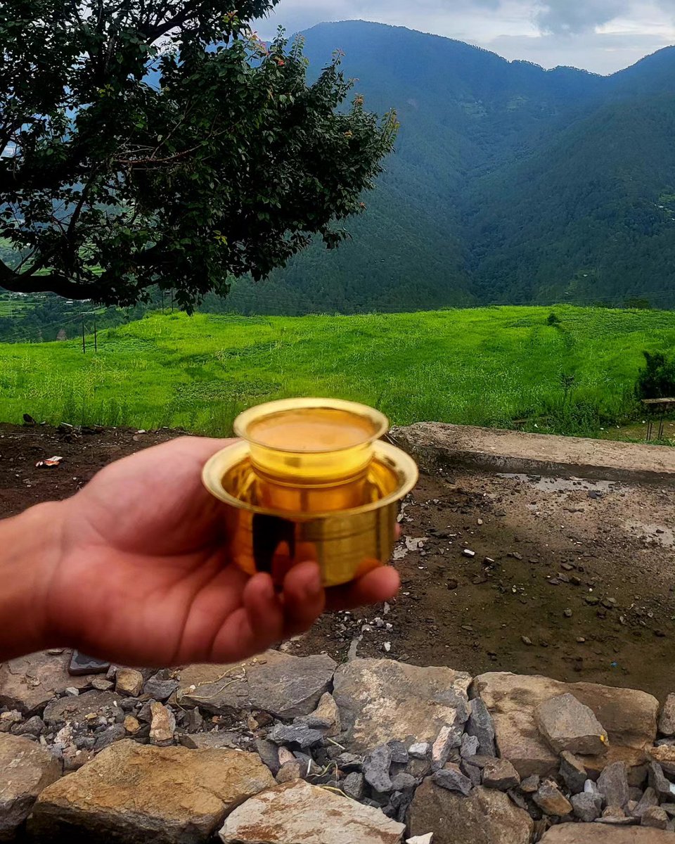 Trilokcliffs's tweet photo. Where the earth meets the sky, and the journey begins. Welcome to Trilok Cliffs—where every view is a masterpiece waiting to be explored. #TrilokCliffs #MountainViews #NatureLovers #UttarakhandDiaries #TravelGoals #ExploreIndia #HimalayanBeauty https://t.co/GtDVImNC8u
