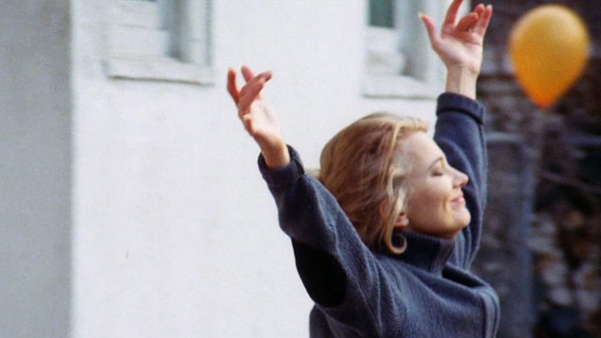 MinaVAlbert's tweet photo. Grande y eterna, como su compañero de vida y obra John Cassavetes. Indispensables del cine independiente. Adiós a la mejor, Gena Rowlands. https://t.co/bQtCSPgDXq