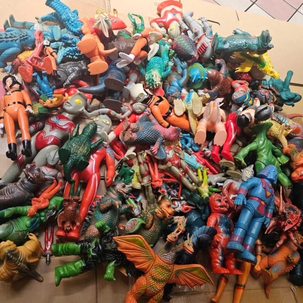 VINTAGE_TOY's tweet photo. 【お知らせ】

明日16日から20日まで夏季休暇とさせて頂きます。宜しくお願い致します。 https://t.co/uenZbIWwic
