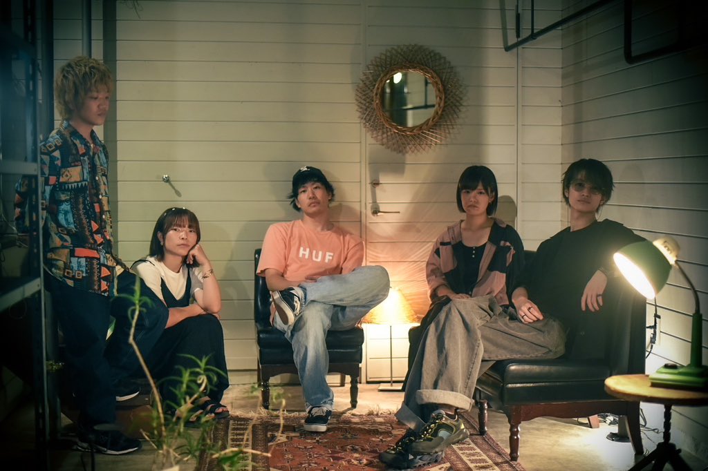 【🔥お知らせ🔥】

2024.9.14
New Single『Greenhorn』Release！！

新体制になってから初めての音源🌱
各種サブスクリプションにて配信します！

それにあわせて、アー写も新しくなりました👀
