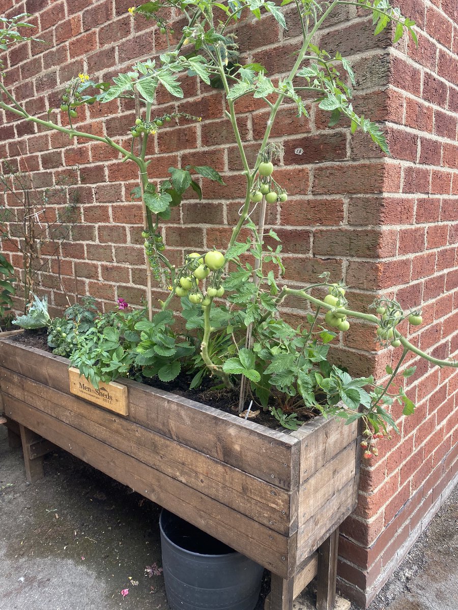 Todays visit to Hessle &amp; Anlaby Food Bank 🥫
Fantastic service with emergency #foodparcels, #communitypantry, hot drinks &amp; cake, #volunteering opportunities and a friendly welcome. 

hessleanlabyfoodbank.org