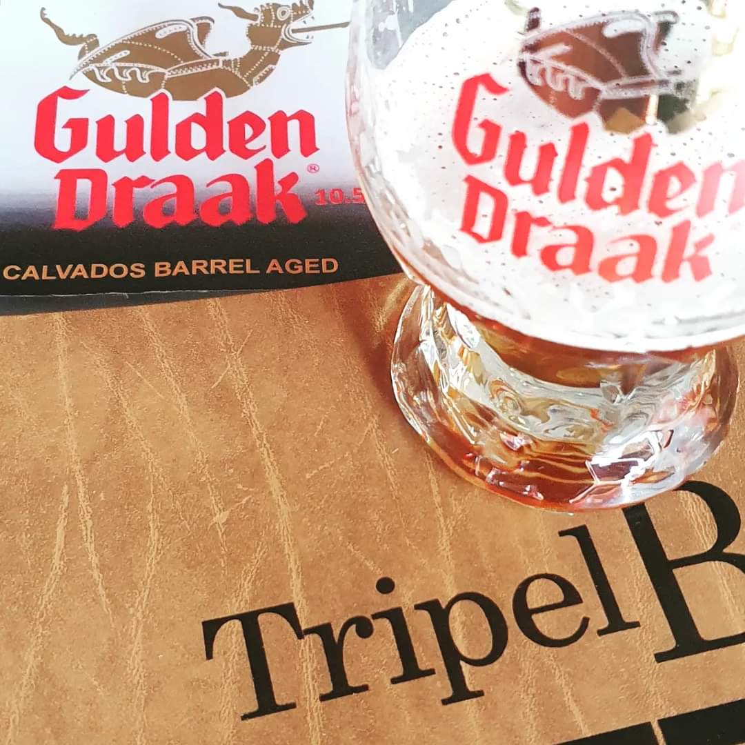 TripelbC's tweet photo. OH...MY...GOD! Gulden Draak Quad 9000 aged on Calvados Apple Brandy barrels. On draught! Nuff said...
#belgianbeers #belgianbeer #belgianbeercafe #belgianbeerlover #belgiancraftbeer #belgianbeerlover #belgiancraftbrewery #belgianbeergeek #belgianbeerglass #WorcestershireHour https://t.co/qw7GDzc32c