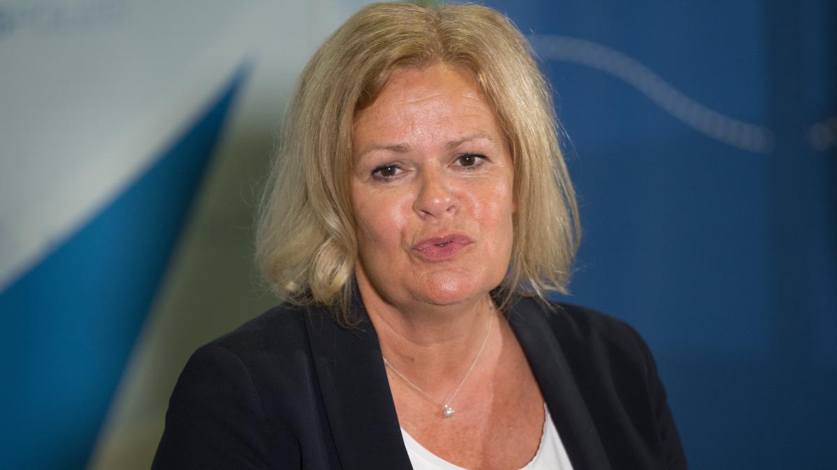 welt's tweet image. „Ein ganz normaler Vorgang“ – Faeser verteidigt „Compact“-Verbot to.welt.de/mVB4WRp