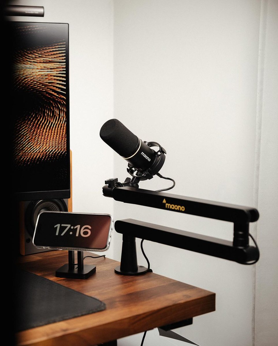 Maono_Global's tweet photo. Classic sound, timeless quality—your old favorite, the PD200X, never left.
→https://t.co/Ocjn4aBp1m
#InternetMicrophone #podcasting https://t.co/s0t3QBJLKU