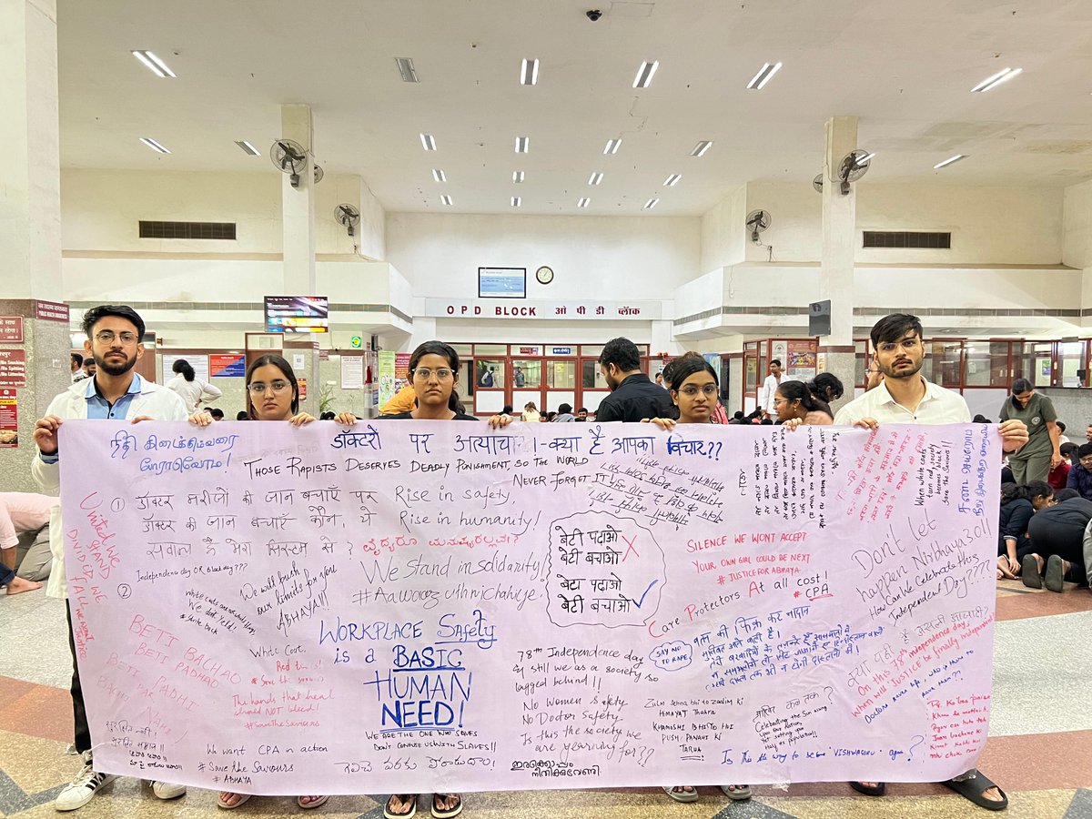 RDA_AIIMSJ's tweet photo. Even though it is a public holiday, we continue our efforts to make our voices heard. Poster making event was organized to spread awareness among the people inside and outside of the hospital.
#RDAAIIMSJodhpur #RDAAIIMSJ
#WomenSafety 
#यह_आज़ादी_झूठी_है 
#NoService_TillJustice https://t.co/Mpdlwg7TLk