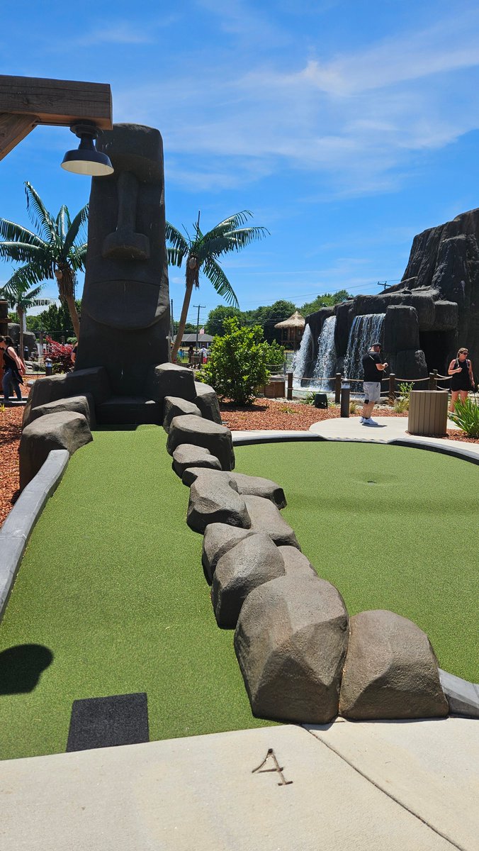 Putt Cast tweet media