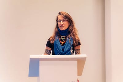 EmbEspPretoria's tweet photo. Astrophysicist, women, Spanish, living and working in Africa? This is Mirjana Pović, the scientist🇪🇸 sponsored by the Embassy to attend the International Astronomical Union Assembly #IAUGA2024 in #Capetown🇿🇦
#MxA #Astronomy #Science
@astronomy2024
@AceSurAfrica https://t.co/uibanQkdp4