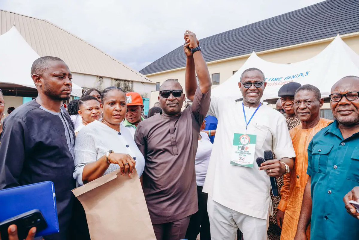 bazejamtune's tweet photo. Enugu PDP Elect 17 Party Chairmanship Candidate Against LG Election Coming Up On October
https://t.co/4f0Yn4bk5m
@OfficialPDPNig  @enugu_updates https://t.co/lE5pEro5UY
