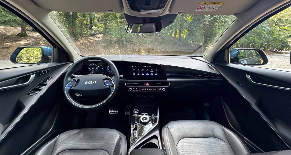 autolobi's tweet photo. Şehirde Sessizlik, Yolda Güç: Kia Niro EV https://t.co/uG3freWJiI #güç #fyp #autolobi #niro #kia #KIAEV #eletric #şehir #sessiz #yol #araba #otomobil #melan #EV #detay #kalite #metak #Atalanta https://t.co/7b2W24XiRL