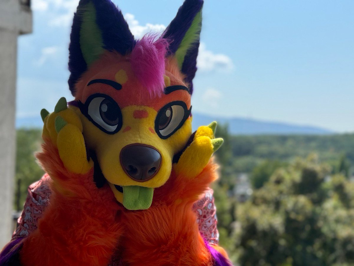 The time has come for a tough call to be made:

Im looking for offers on Dem's current design!

More info here:
docs.google.com/document/d/1NY…

✨Sharing is extremely appreciated!✨
