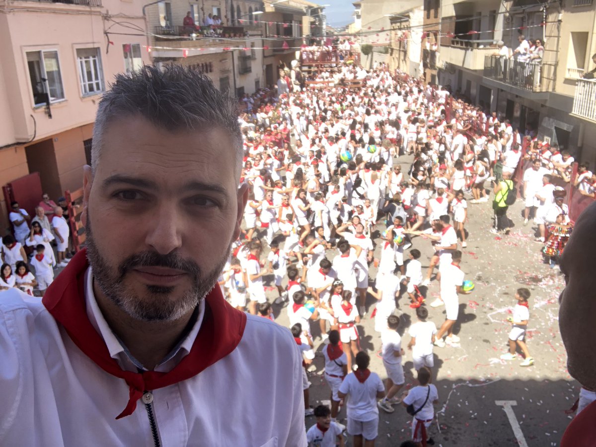 Felices Fiestas #Cabanillas

#navarra #riberadenavarra