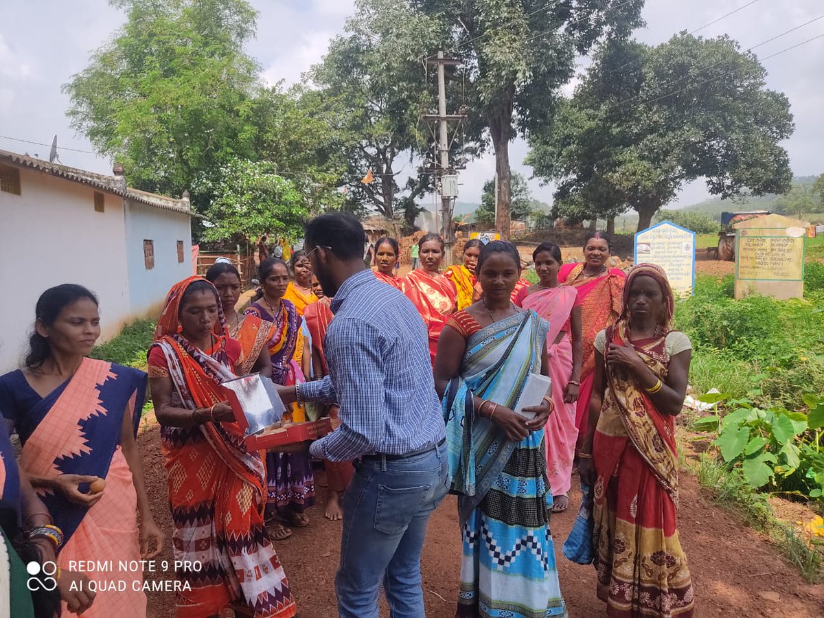 ୭୮ ତମ ସ୍ୱାଧୀନତା ଦିବସ ଅବସରରେ ଅଖିଳ ଓଡିଶା ବ୍ଲକ ସାମାଜିକ ସୁରକ୍ଷା ଅଧିକାରୀ ପରିଷଦ ତରଫରୁ ବିଭିନ୍ନ ଜିଲ୍ଲାରେ ବୃକ୍ଷ ରୋପଣ କାର୍ଯ୍ୟକମ ଅନୁଷ୍ଠିତ ହୋଇ ଅଛି। "ପରିବେଶ ର ସୁରକ୍ଷା ହିଁ ସମାଜ ସୁରକ୍ଷା ଅଟେ ".<a href="/BPSethi/">Bishnupadaa Setthi</a> <a href="/NityanandaBJP/">Nityananda Gond</a> <a href="/SSEPD2/">SSEPD</a> <a href="/MohanMOdisha/">Mohan Charan Majhi</a>