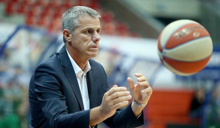 ITTIBASKET's tweet photo. 🟡⚫️🏀سلوبودان سوبوتيتش مدرباً لسلة الاحلام بالموسم المقبل https://t.co/6YgsTyP3Jm