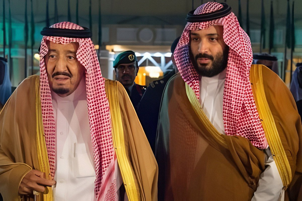 HRHMBNSALMAAN's tweet photo. #خادم_الحرمين_الشريفين وسمو #ولي_العهد يهنئان رئيسة جمهورية الهند بمناسبة ذكرى يوم الاستقلال لبلادها. https://t.co/4DqrP0RqPM
