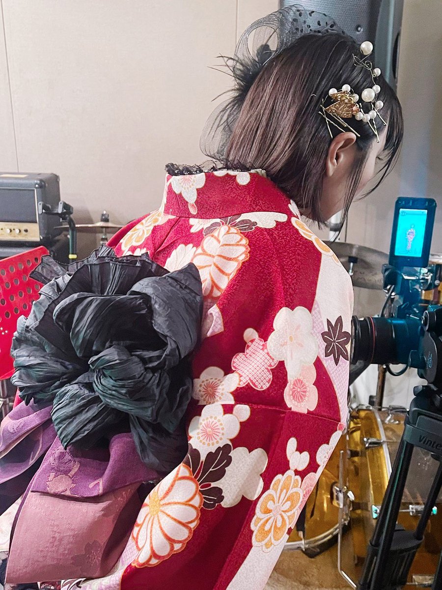 mimu_vo's tweet image. 当日に作っていただいた髪飾りとヘアアレンジが可愛すぎた🫀
#殺しの春