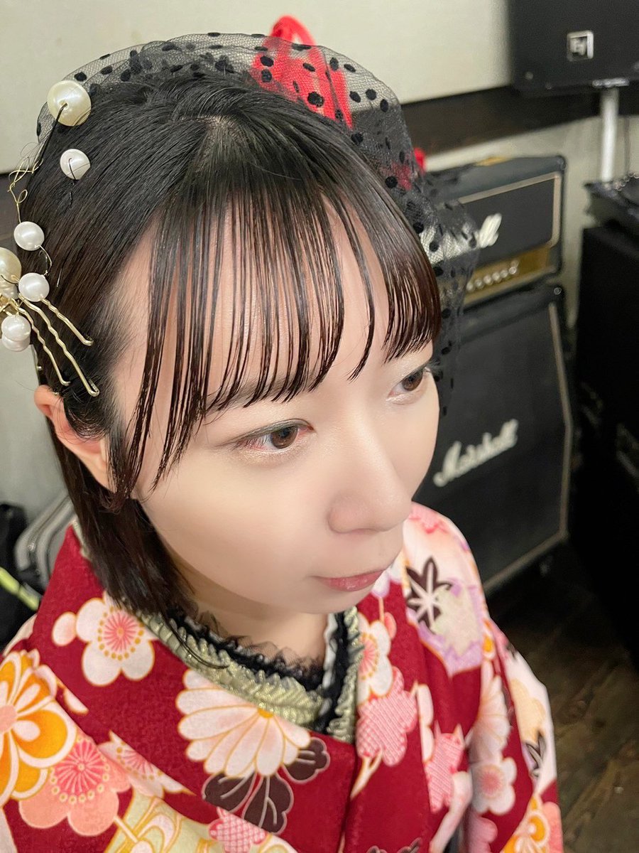 mimu_vo's tweet image. 当日に作っていただいた髪飾りとヘアアレンジが可愛すぎた🫀
#殺しの春