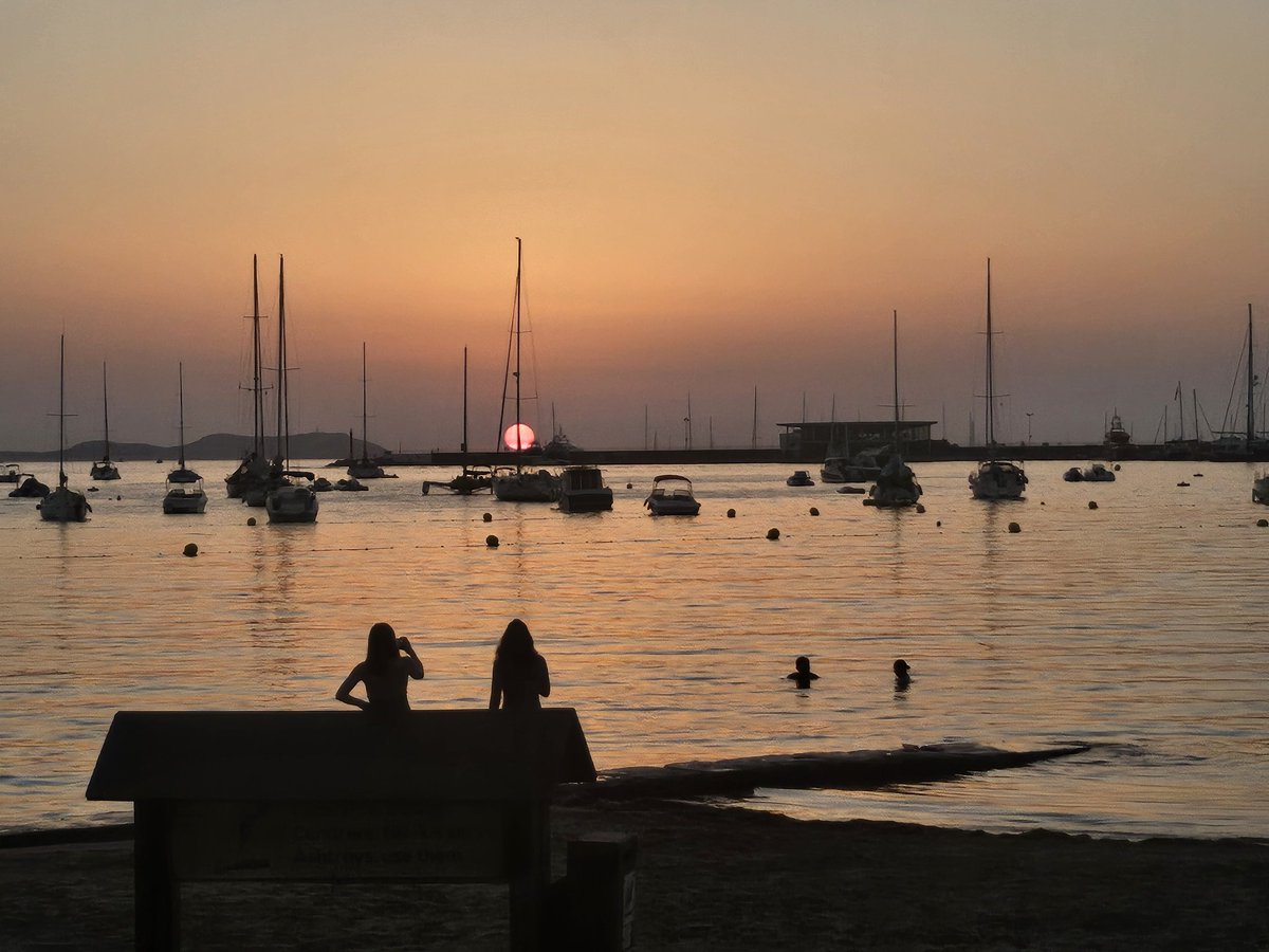 TRCGeographynow's tweet photo. Carlsberg don't do A-Level Geographers, but if they did...TRC Geographers would be the best in the world 🌍🌎🌏. Well done 2024 team. Good luck..and may the geography force be with you...a level results day from ibiza. I'm with you in spirit. The hard work was done months ago 👍 https://t.co/bbfdlpXyLz