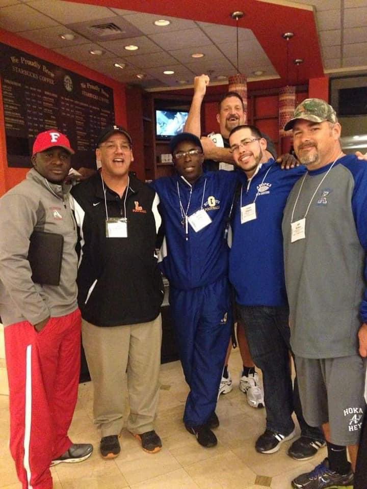 ApopkaFootball's tweet photo. This week Darter Nation took a huge loss w/ the passing of our friend, brother, and colleague Kevin Farkas. Kevin served has as an OL Coach &amp; PE Teacher here at Apopka High School. A gentle Giant standing at 6’9.

Our condolences go out to the family and friends of Coach Farkas! https://t.co/nb4aH08il2