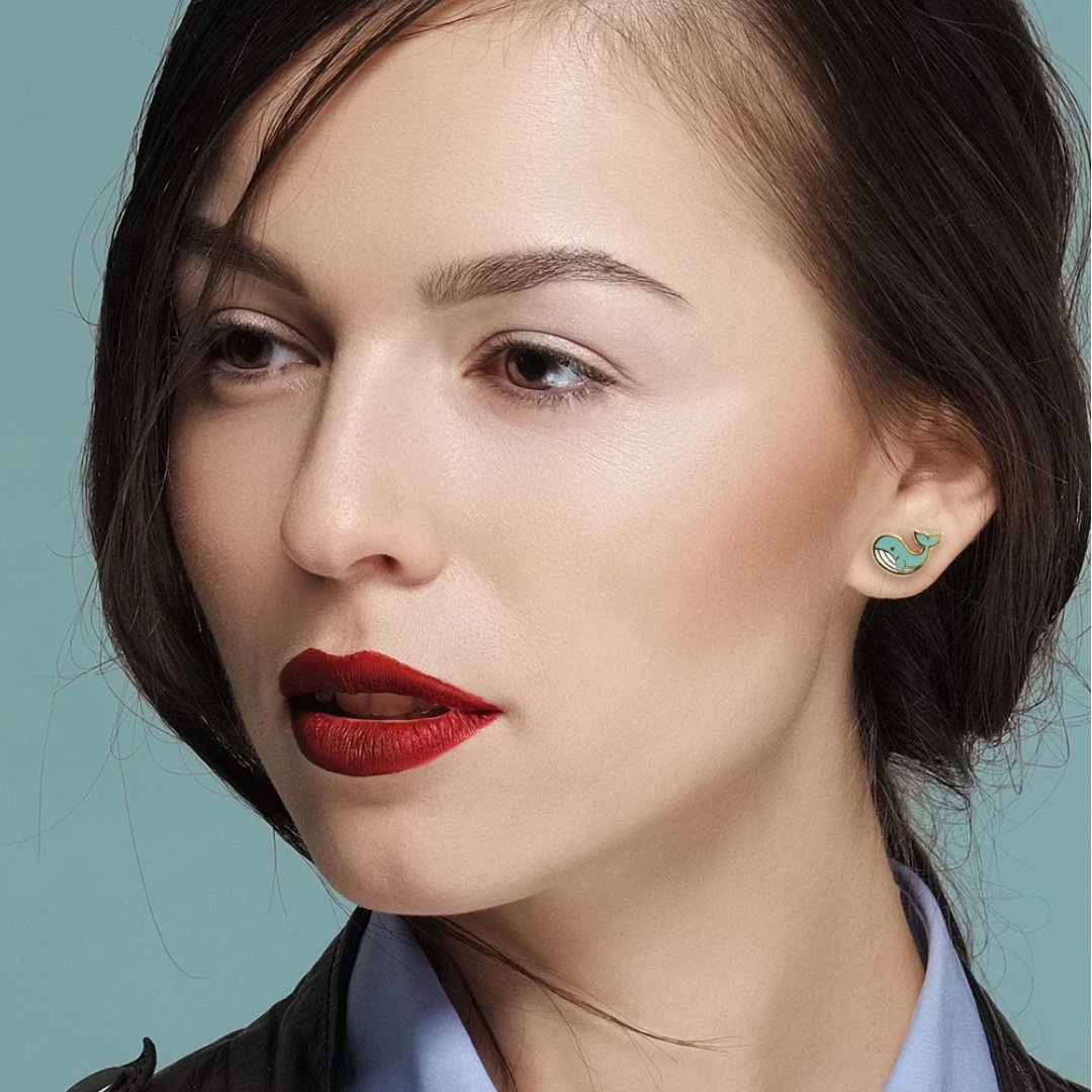 luxcups's tweet photo. Today we celebrate #NationalrelaxationDay and there is little more relaxing that an ocean voyage and whale songs.  Carry the Vibes of the sea with you everywhere you go to remind you that it's okay to relax a little.

#whale #ship #earrings #luxcupscreative #shoptilyousqueak https://t.co/vJmMzsCaiO