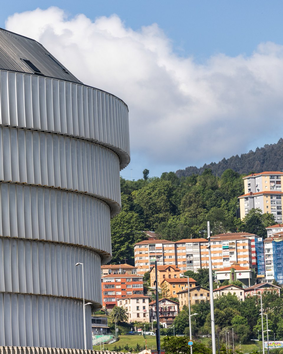 🗺️ Bilbao, Spain
⏳ #UEL final, 2025