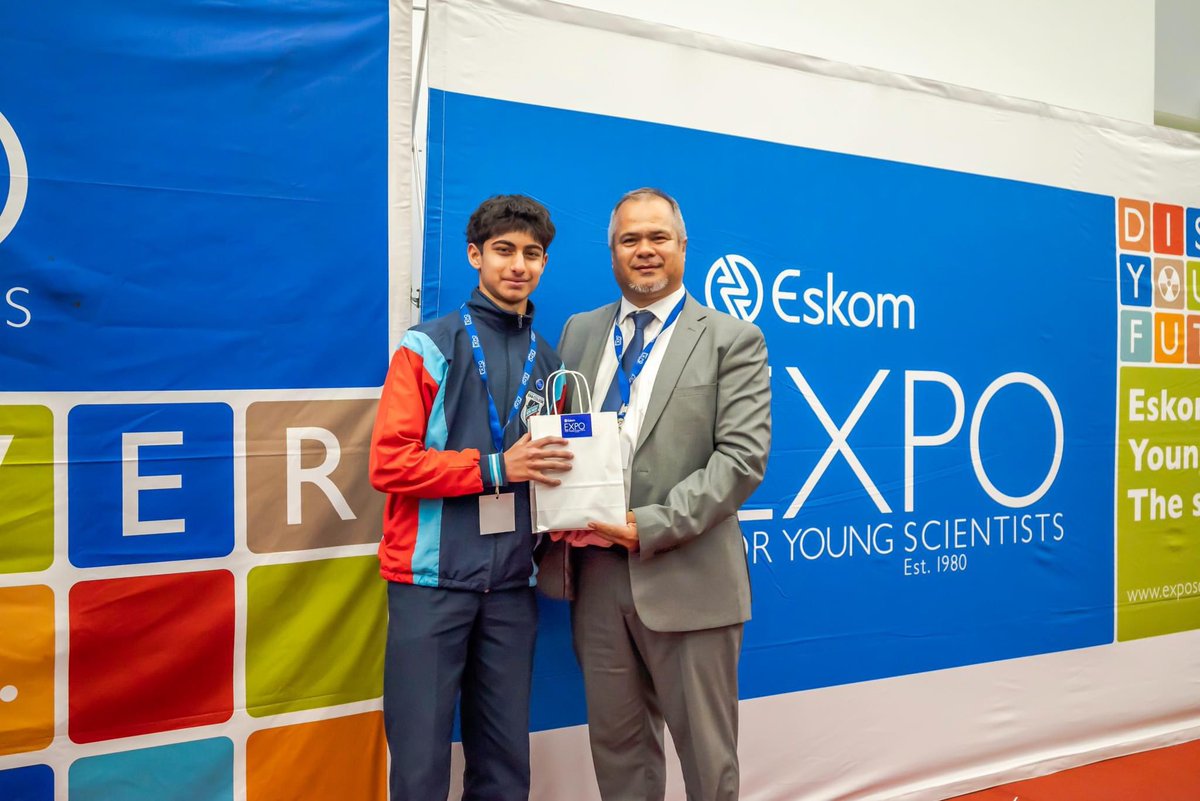 Congratulations to Dylan Patel, a Grade 9 learner at Star College, for being honoured with the prestigious Eskom Special Award for Best Energy Project at the Eskom Expo for Young Scientists KwaZulu-Natal Central Regional Science Fair! Your outstanding work and innovative approach
