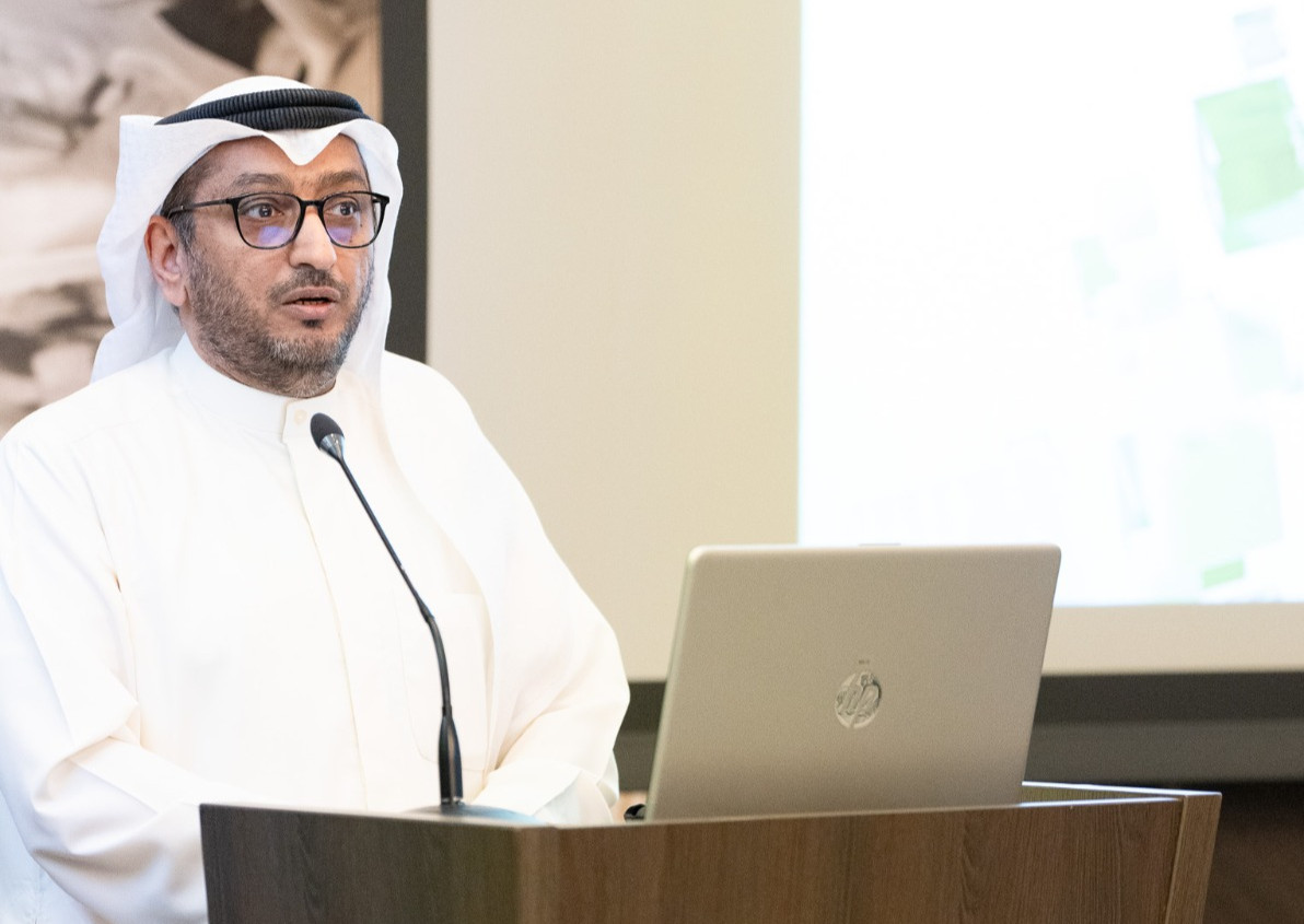 الجهاز المركزي لتكنولوجيا المعلومات يناقش  مسودة الاستراتيجية الوطنية للذكاء الاصطناعي في ورشة نظمها بالتعاون مع "مايكروسوفت"

- المدير العام للجهاز بالتكليف د.عمار الحسيني: وضع إطار تنظيمي يدعم استخدام الذكاء الاصطناعي بشكل آمن أمر ضروري

kuna.net.kw/ArticleDetails…

#كونا #الكويت