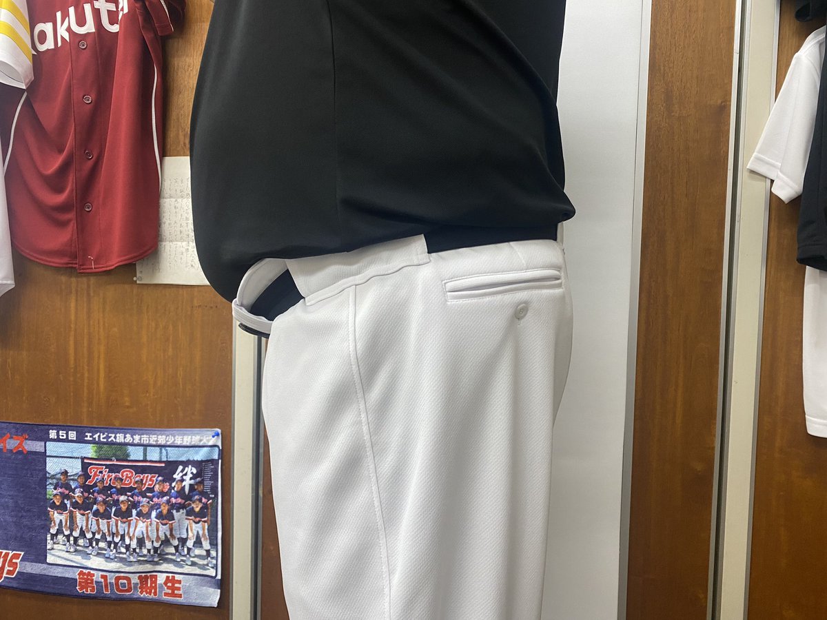 _avisuniform's tweet photo. 大きくたっていいじゃないか!
ウエスト110?120?130?
全然心配ありません!
このパンツウエスト130で作りました!
大きいサイズの野球パンツはエイビスにご相談ください
#_avisuniform
#大きいサイズ
#特大サイズ
#野球ユニフォーム
#関東エイビスリーグ
#ヒゲ社長
#ご相談ください https://t.co/BRbHUqh54v