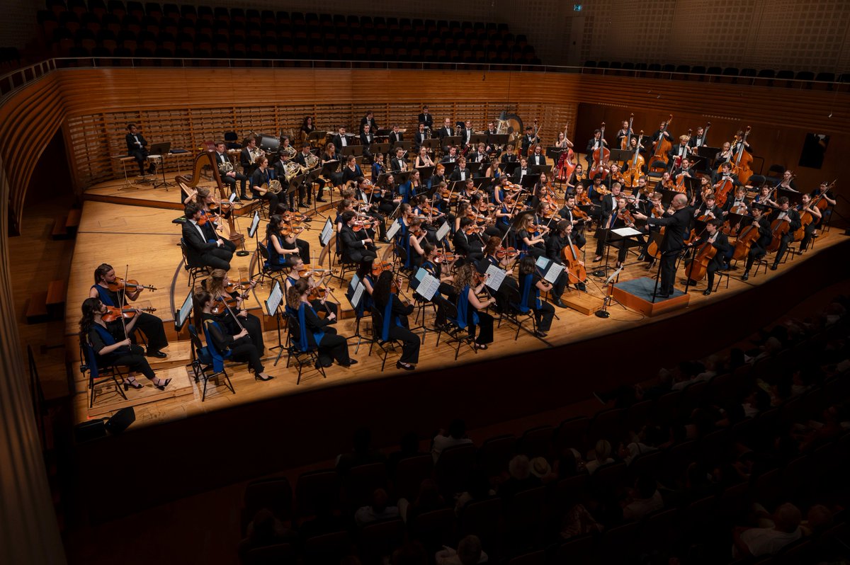 LucerneFestival's tweet photo. We could not have hoped for a more joyful continuation of our #MusicForFuture series than with yesterday's concert of the @EUYOtweets, @NosedaG, and Nicolas Altstaedt.

Photos © Priska Ketterer / Lucerne Festival https://t.co/WzKHItTvIm