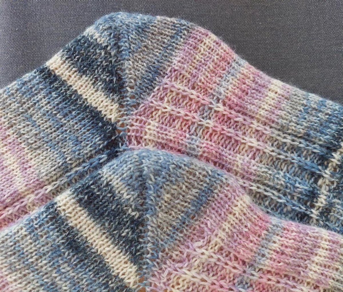 MVollgraff's tweet photo. Schafpaten Socken
@mayflower Sockyarn
Anyfay Step by Step 2 Farbe 6 https://t.co/ayM4yd17nT