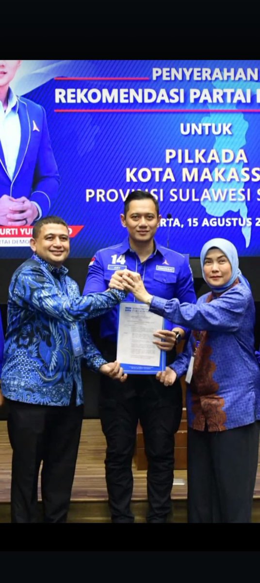 munafri_arfdn's tweet photo. Alhamdulillah, layarta makin terkembang! Hari ini, saya sama Bu Aliyah sangat bersyukur atas dukungan penuh dari Partai Demokrat. Dengan begini, lengkapmi syarat dukungan 10 kursi DPRD untuk daftar ke KPU. https://t.co/YIquaDQQQm