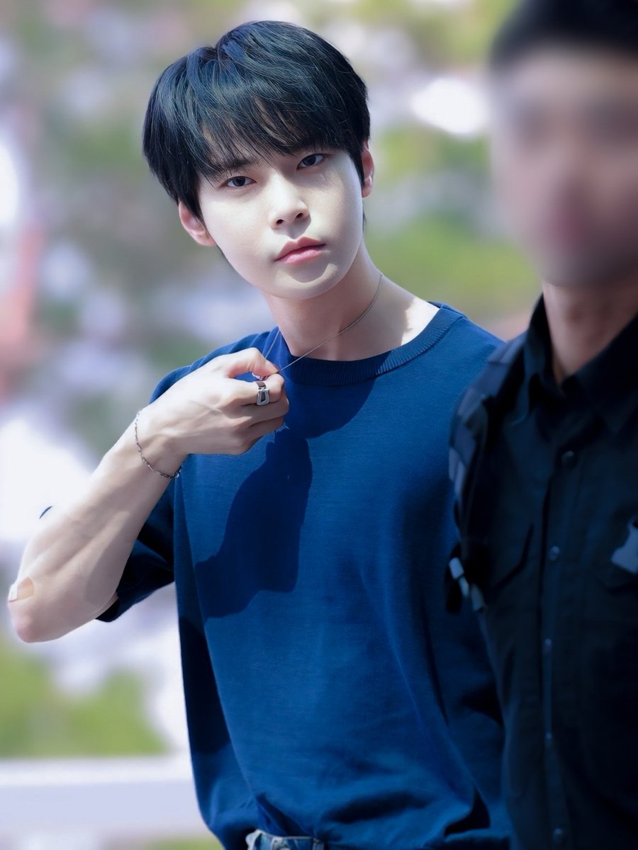 240815 ᴅᴏʏᴏᴜɴɢ 

𝙷𝚀 ﾟ☆ 

#도영 #Doyoung #ドヨン #NCT #NCT127