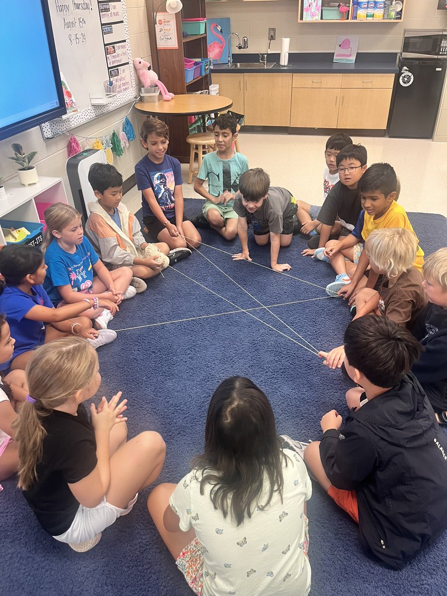 MrsTessField's tweet photo. Introduced another greeting this morning and lots of laughter &amp; cheerful greetings were heard ❤️ Spider Web greeting! https://t.co/qTehYlRSKJ