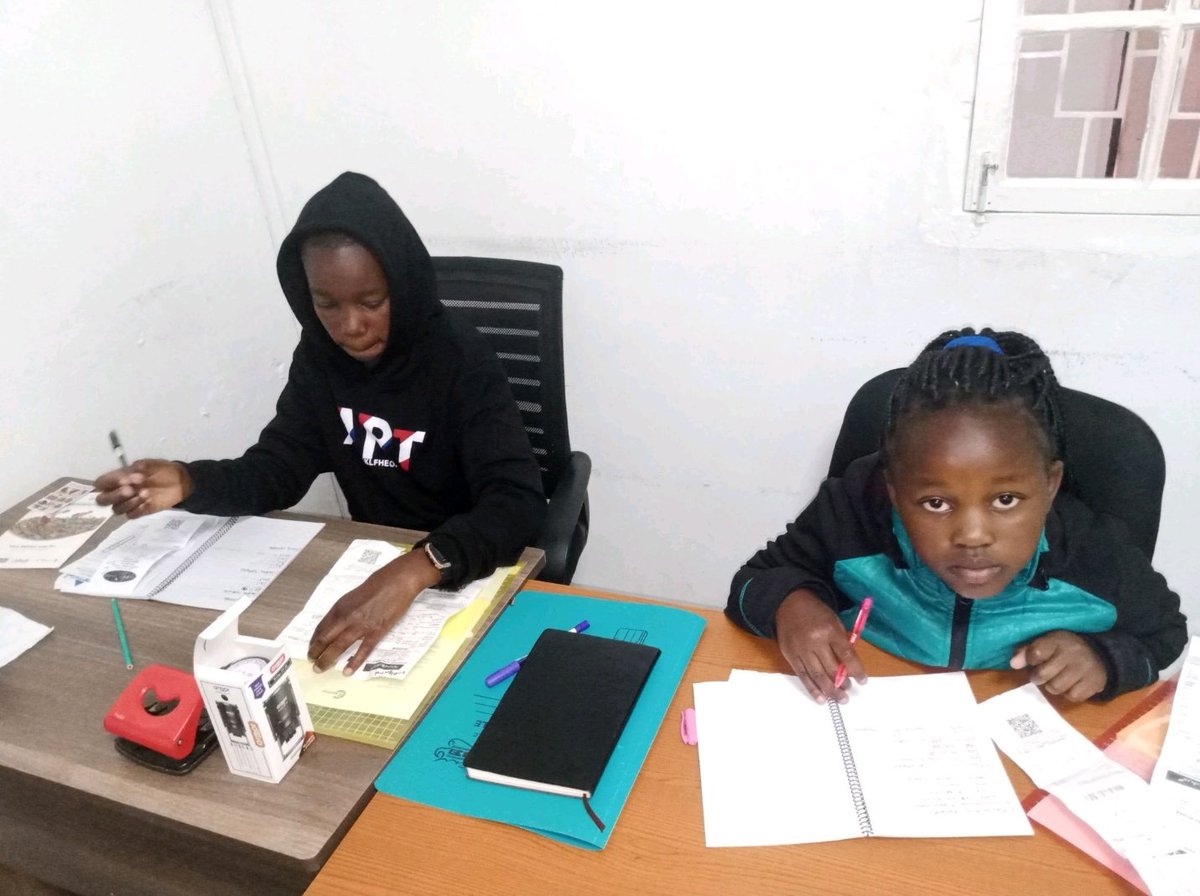 Mentorship isn't just a value; it's the cornerstone of our sustainability. We believe that mentoring young minds is essential to carry forward our mission and impact. Read more here geopsyresearch.org/blogs/2024/08/…