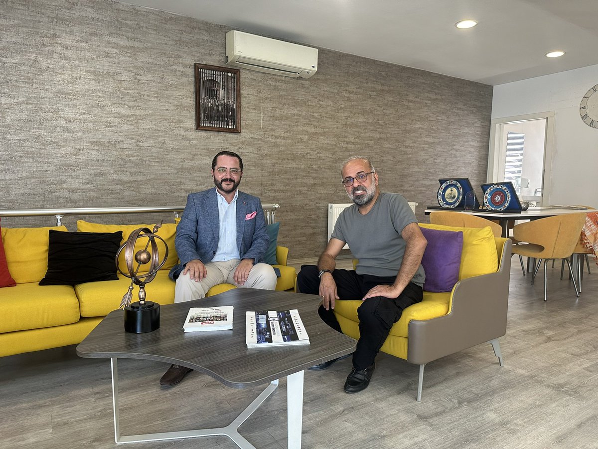 AvMehmetAliYlmz's tweet photo. Değerli dostum Çelik Bülent ile yerel siyaset ve medyayı konuştuk.
#DehaTv https://t.co/SwS8mjy3oM