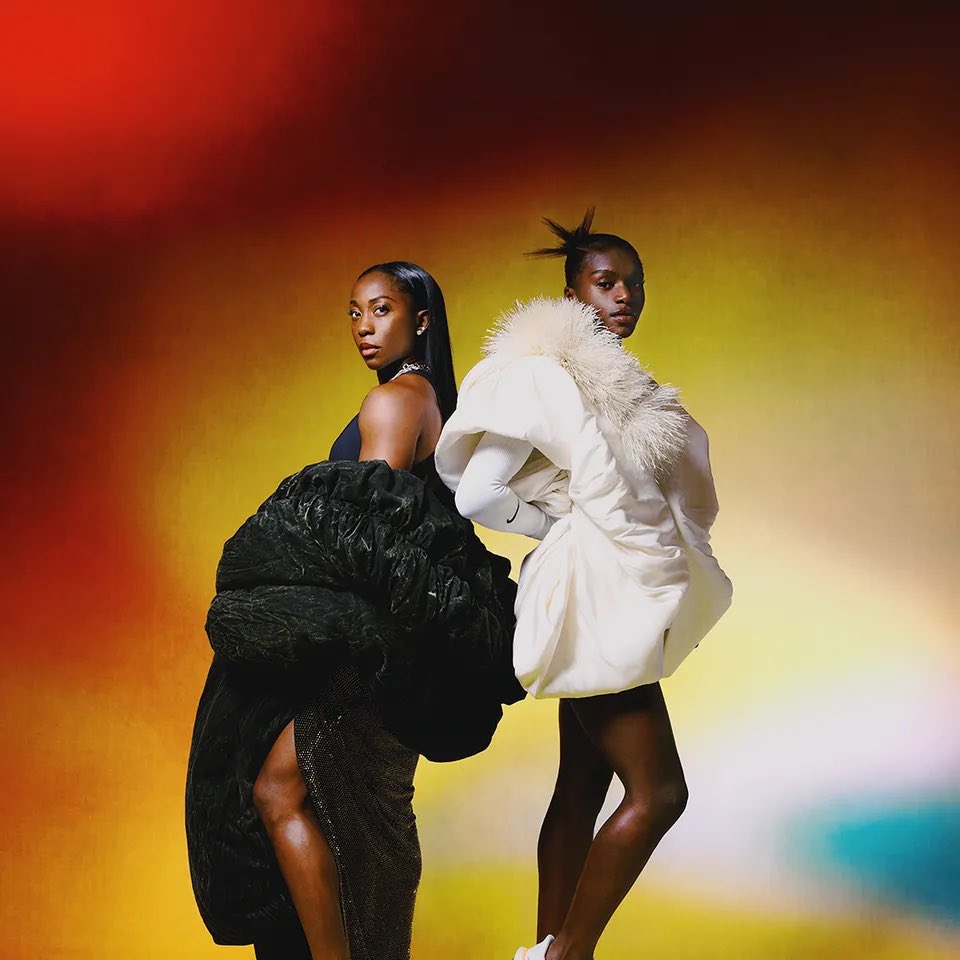 _OwenM_'s tweet photo. Dina Asher-Smith and Shelly-Ann Fraser-Pryce for British Vogue!!! 🤩😍🔥

📸 Axle Jozeph https://t.co/aJhIlgvjnc