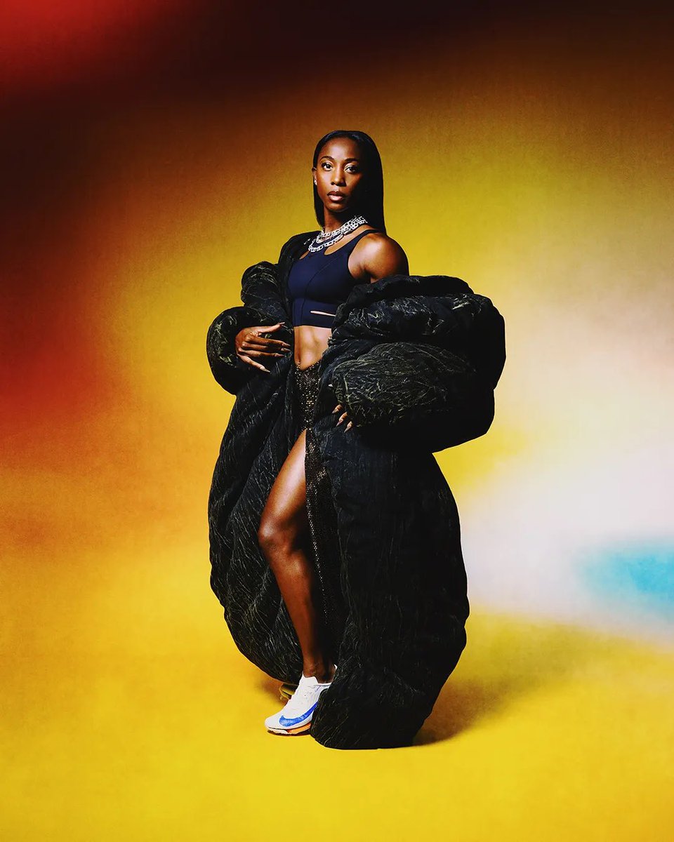 _OwenM_'s tweet photo. Dina Asher-Smith and Shelly-Ann Fraser-Pryce for British Vogue!!! 🤩😍🔥

📸 Axle Jozeph https://t.co/aJhIlgvjnc