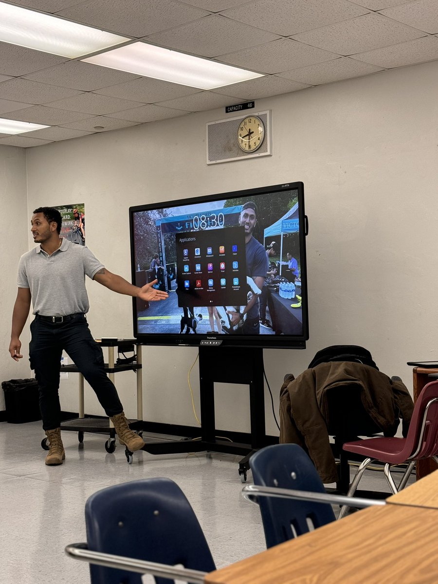 bair_middle's tweet photo. #PrometheanBoard in house training with Math Teacher, Mr. Bradley. Thank you for teaching best practices. @BrowardSchools @PrincipalBairMs #BairBears 🐻🧡💙🐻 #VILS #BCPS #BrowardSchool #GetInTheGame @APLendickBMS @reimagine_bcps #BairBears 🐻🧡💙 #GetInTheGame #BCPSStrong https://t.co/7WItiSDt8f