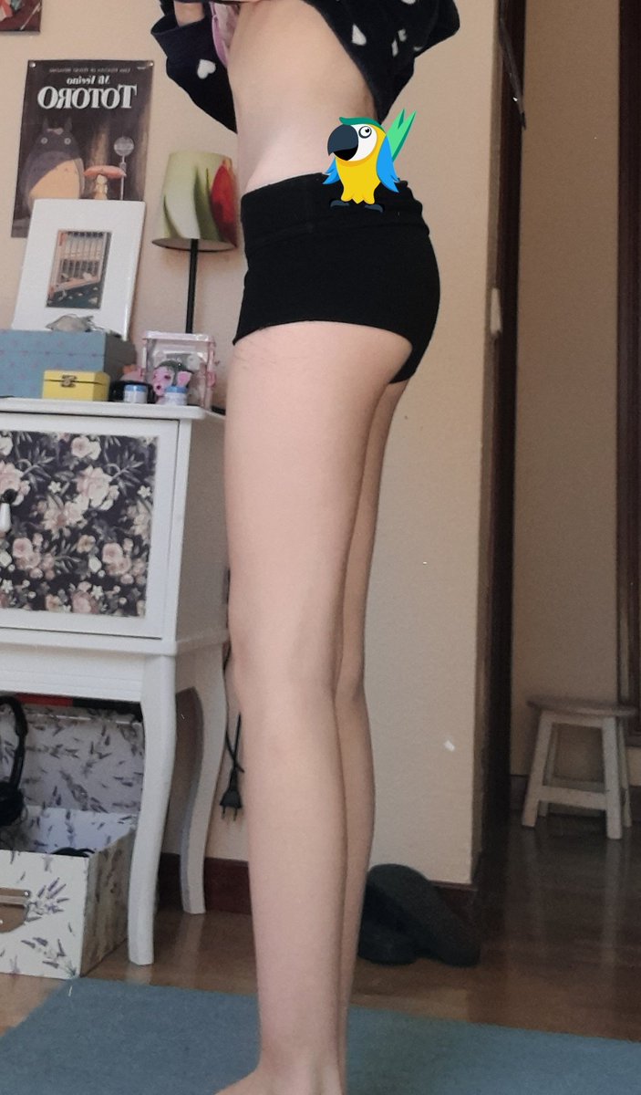 ayuiino's tweet photo. Bodycheckkk me veo más skinny q bendición https://t.co/BzYS9MvVLb