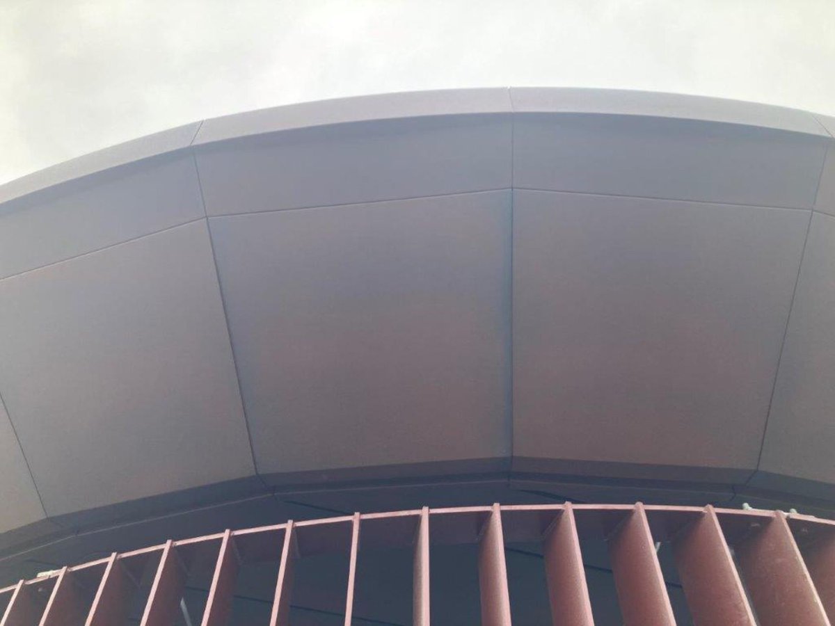 🚂Dales are proud to share our involvement in the new Levenmouth Station Building, for which our team designed and manufactured curved aluminium fascia with raking soffit and supports.

👉Read more: 'Pebble' Gets A Curved Fascia - Dales Fabrications (dales-eaves.co.uk)
