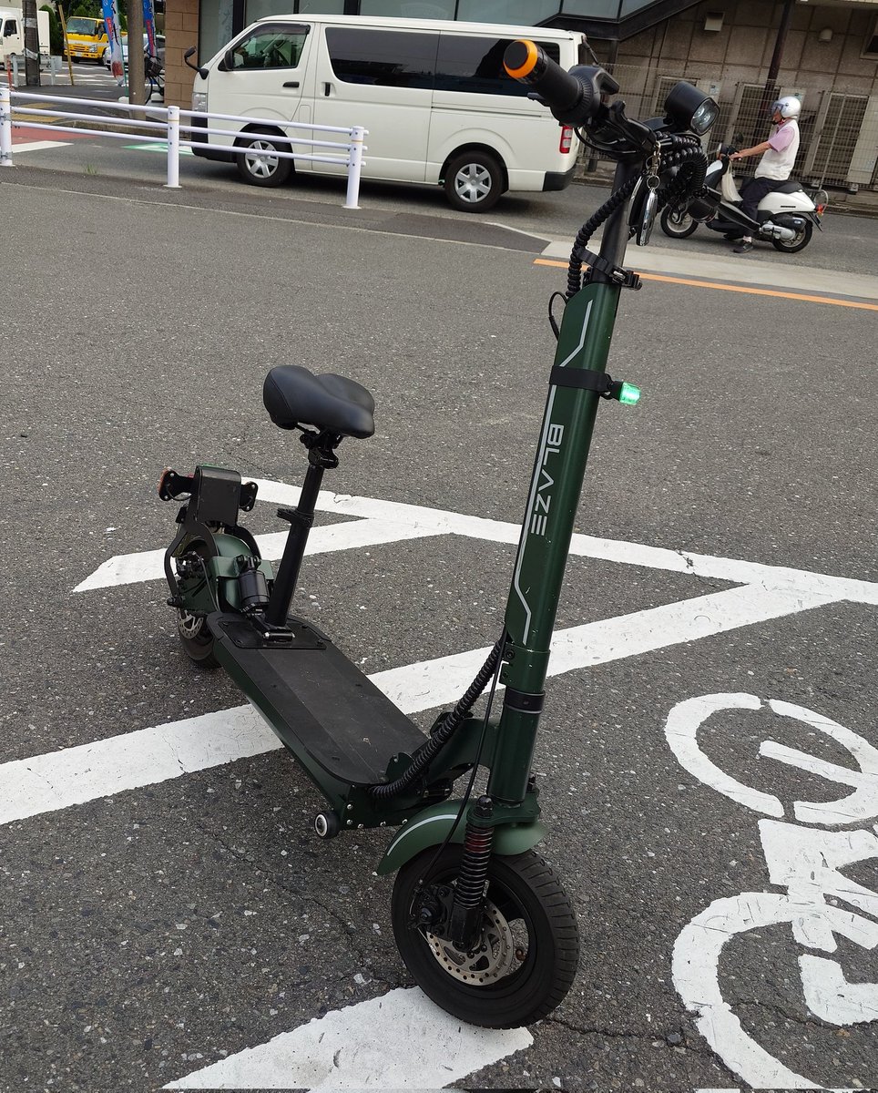 hideyuki_0512's tweet photo. 坂道もラクラク
おすすめ電動キックボード
キックボードは借りるから所有の時代

https://t.co/jqkDmZJzJR

ご購入はこちら⇊
https://t.co/ZpkriwV1uW…

#移動 #便利 #通勤 #買い物 #電動ボード #キックボード #バイクのある生活  #特定原付  #買い物 #コンビニ  #免許不要 #ヘルメット不要 #便利 https://t.co/tZxfobhYT2