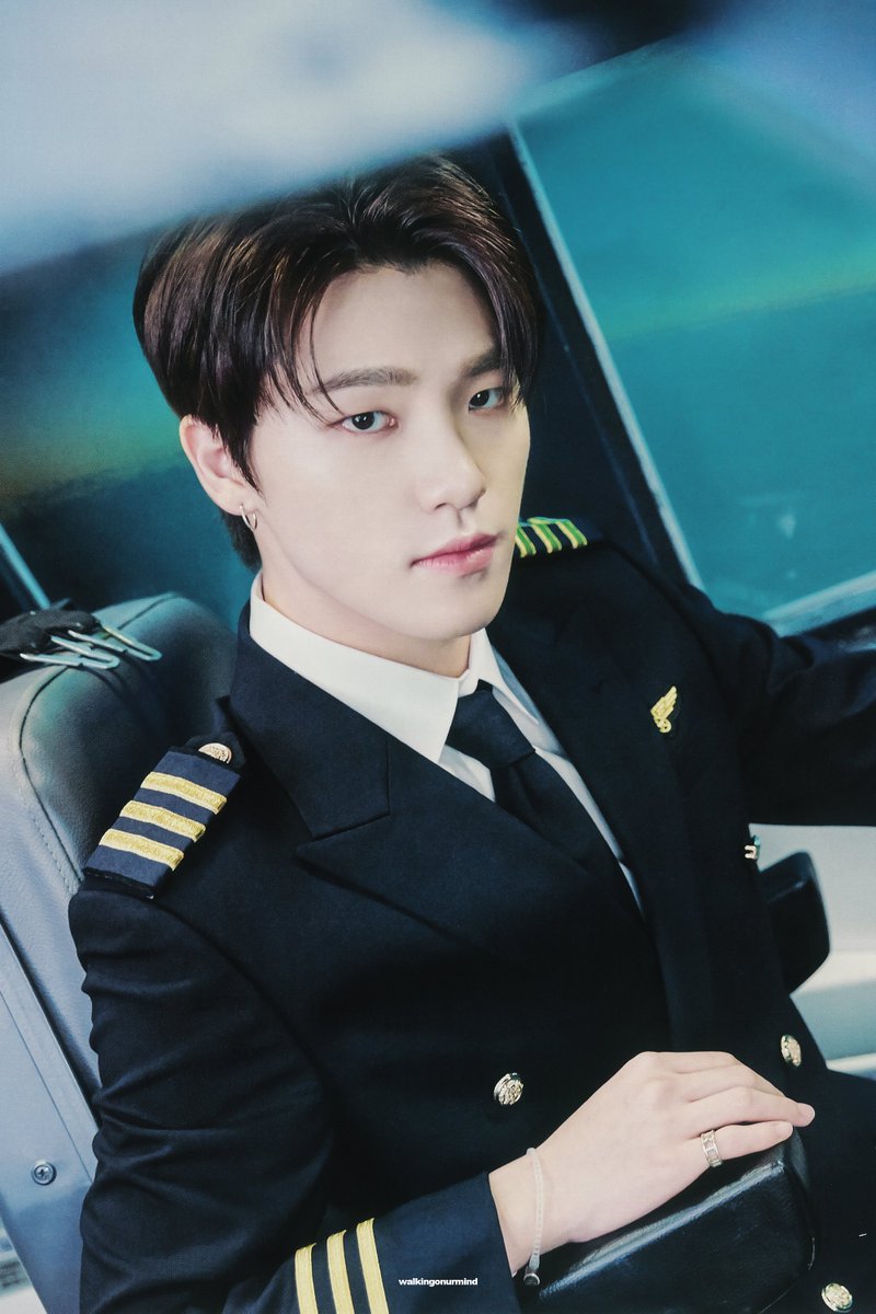 walkingonurmind's tweet photo. CARAT MEMBERSHIP #디노 #DINO 
SEVENTEEN AIRLINE ✈️✈️ https://t.co/Ibw5oM6eM6