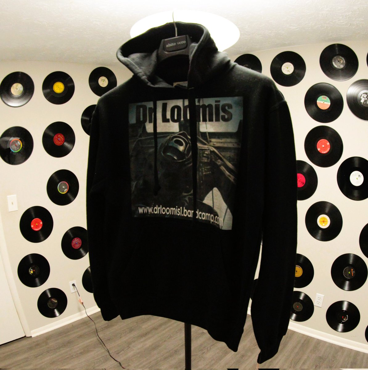 TofuvisionS's tweet image. Dr Loomis MPC hoodie Black $50
#HipHopMusic #hoodie #hiphopinternational drloomis1.bandcamp.com