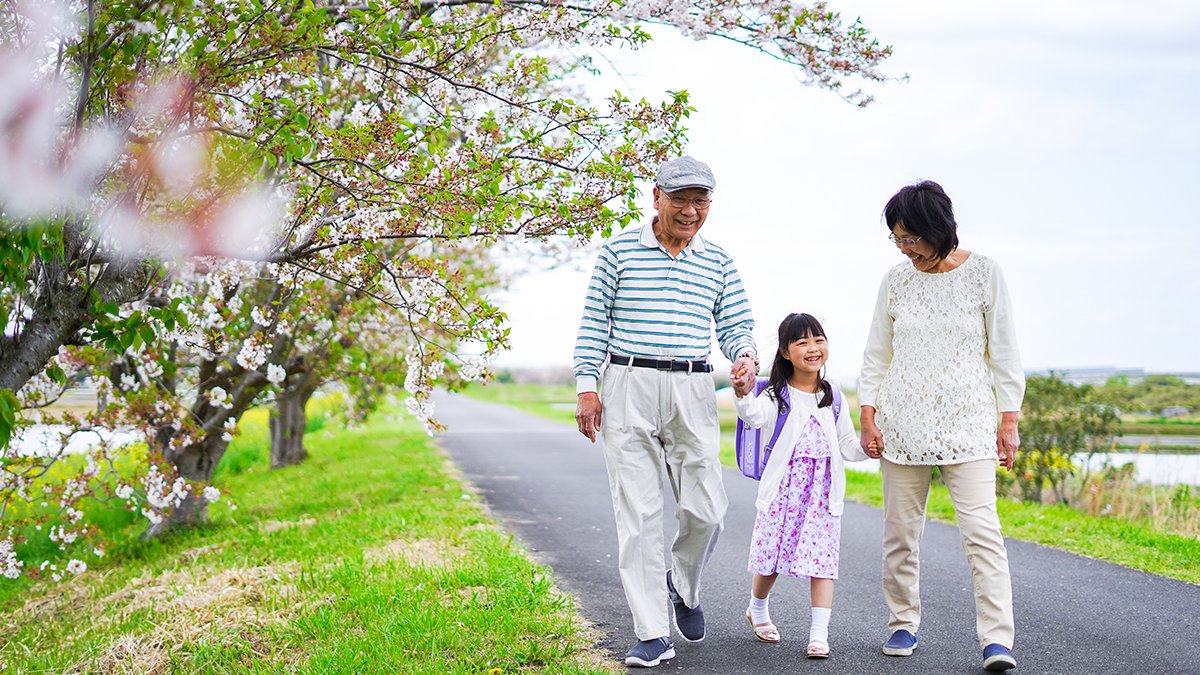 The Central Mass Agency on Aging's 2nd Annual Grandparents Raising Grandkids Backpack Pickup is on August 17! Join us in helping this innovative program connect grandparent-led households with the support they need. Learn more at: seniorconnection.org/grandparents-r…  #BackToSchool