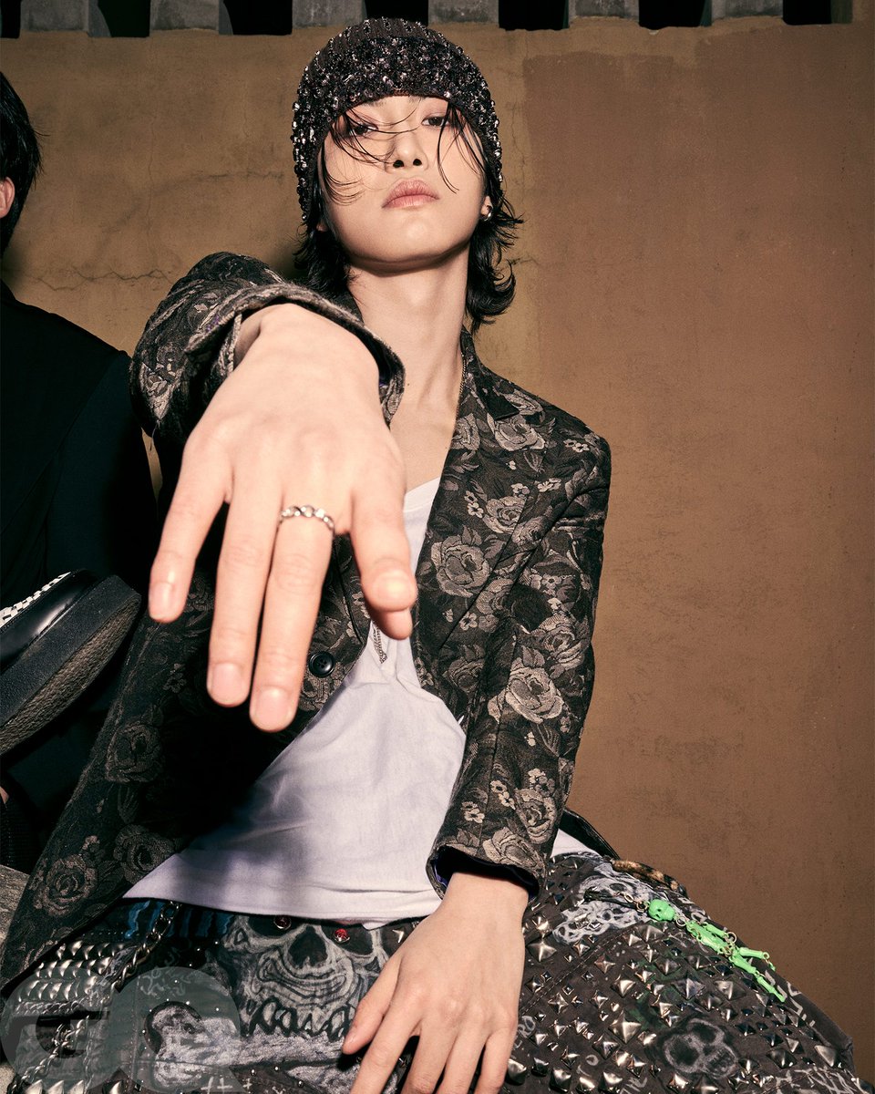 GQMagazine's tweet image. .@ATEEZofficial learned while in the US that creativity can have no limits, according to Seonghwa:

“While we were training in the US, we learned about the idea of not really having a set answer. Through that, our dance, our creativity, our genre was able to widen.”