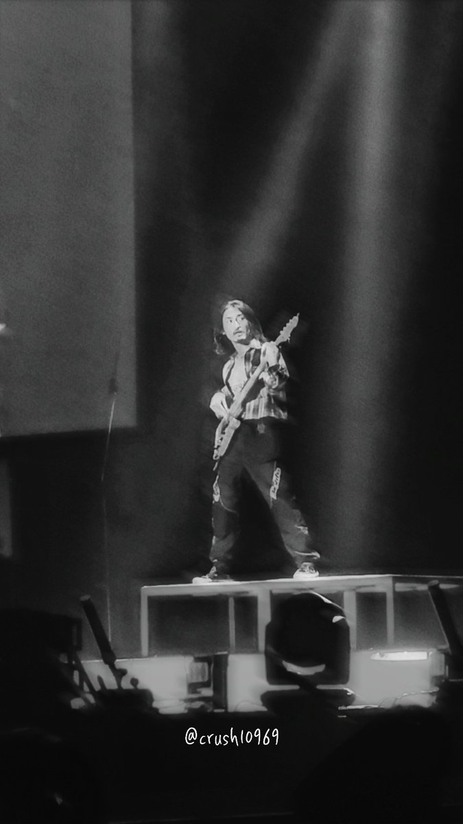 crush10969's tweet photo. 😝
#ONEOKROCK
#RYOTA #OORinSG https://t.co/9ZKYQ7Vfiv