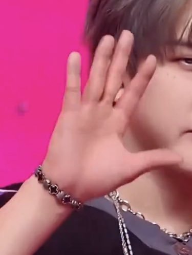 http.돼끼 (closed) tweet media