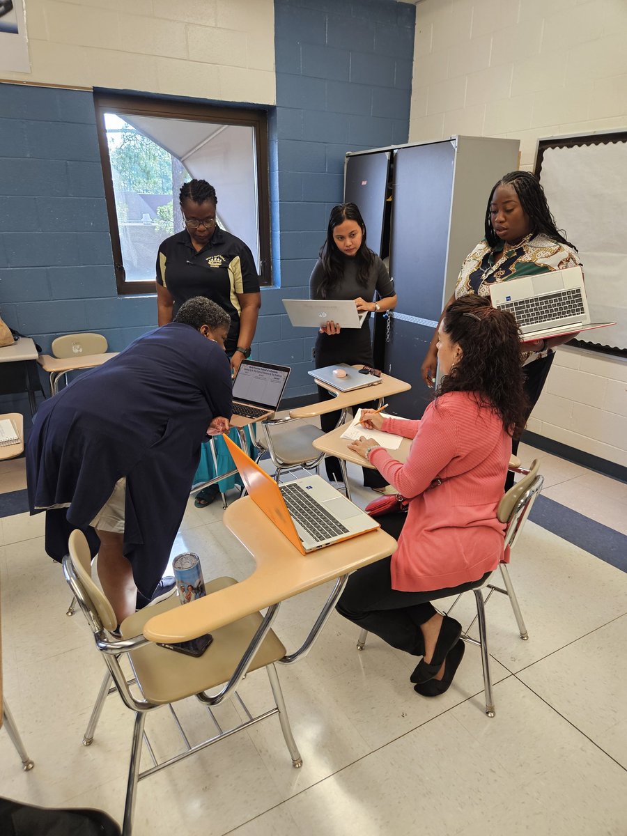 Ms_E_McLaurin's tweet photo. Collaboration is in full effect at PD today! Grade 7 Math teachers are on fire in CCS!
#CCS612Math
@CumberlandCoSch @Shonette895 https://t.co/6ircs53hg3