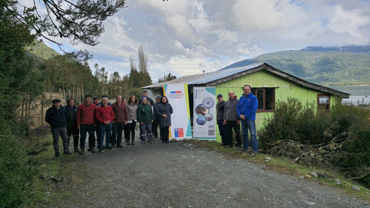 EspacioCoopX's tweet photo. Por la #CarreteraAustral, más allá de #Hornopirén, se encuentra la Cooperativa Pesquera #Cholgo, construyendo asociatividad junto a sus 17 socios/as. Diversificarse a otros cultivos, avanzar en economía circular y mejorar su cooperativismo es parte de su trabajo actual y futuro https://t.co/XLkqaFqUEi