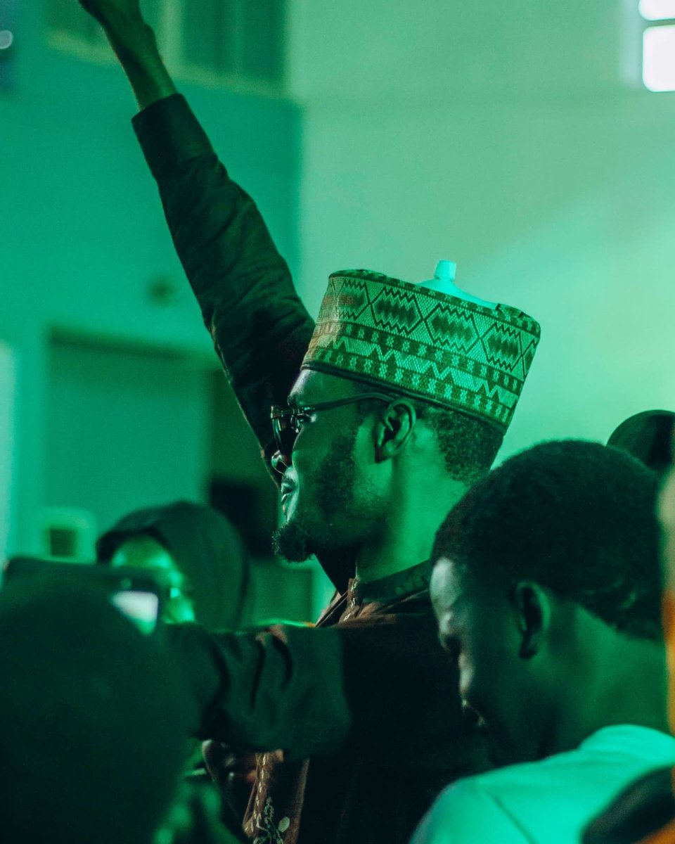 ZCKAlumni's tweet photo. Throwback to the last ZOSA EXTRAVAGANZA! Can you spot some familiar face? Take a guess and tag them! #ZamaniCollegeAlumni #ZamaniCollegeKaduna #ZamaniCollegeAbuja #ZOSA #ZOSAThrowback https://t.co/Zwf8qws1br