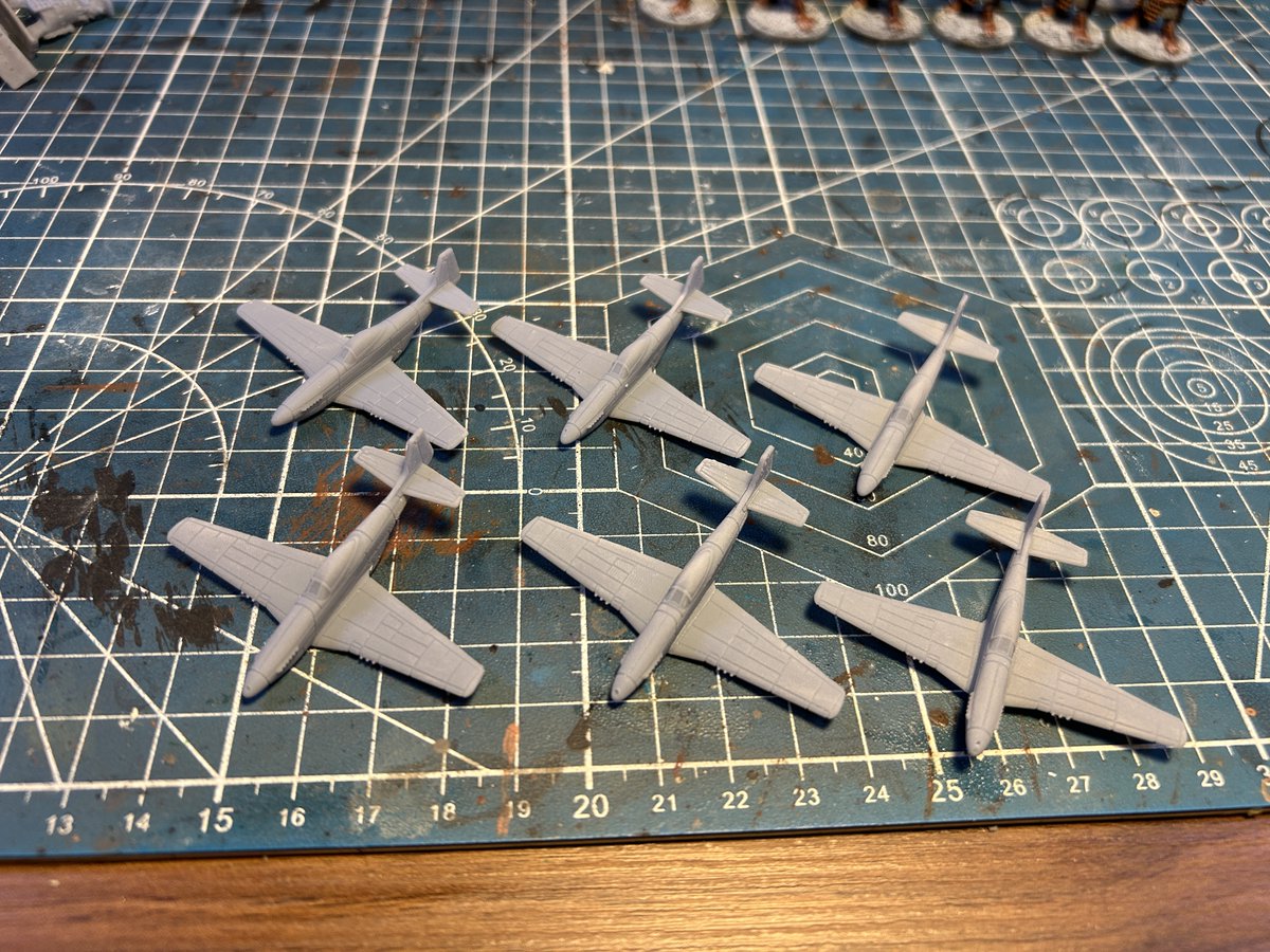 JunkieTerrain's tweet image. I have been looking locally for about 2 months to find some P-51s and just could not find them.  So I decided to just print my own.  Plane Printer Patreon to the rescue.  4 hours later and they are printed, cleaned up and ready for some paint.

More #BloodRedSkies to come!